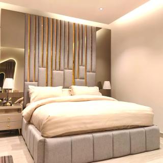 LP131 Livedin 1BR Elegant Apartment in Al Aqiq - 0