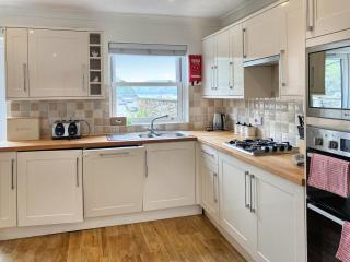 Island Quay 10 - 2