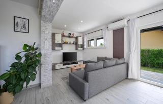 2 Bedroom Cozy Home In Duga Resa - 8