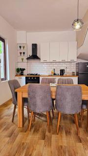 Cottage by the Forest - Bakuriani - 8