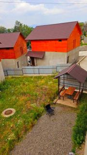 Cottage by the Forest - 4