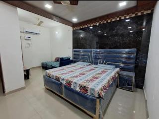 Saanchi villa home stay Ayodhya - Ayodhya - 2