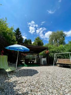 Quiet Forest Retreat with Pool - Borovnica - 5