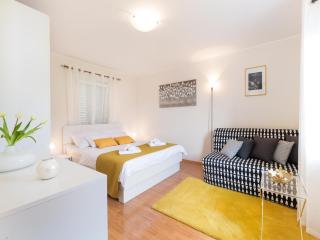 Apartments Lotea - Two-Bedroom Apartment with Terrace and Sea View - Cavtat - 7