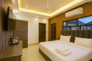 Accent Park Hotel - Jāmb - 5