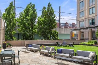 E Cambridge 2B2B w WD Gym steps from T BOS-520 - 2