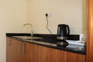 RCMRD Executive Suites, Premium Stay with Pool, Gym & Gardens, Nairobi - 3