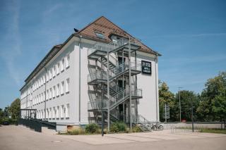 Coffee Fellows Hotel & Longstay - 9