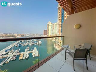 HiGuests - Couples Getaway Retreat With Amazing Palm & Marina Views - 0
