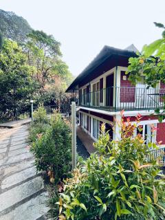 Oxygen Rainforest Resort - 7