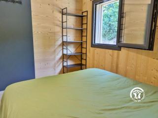 Chalet 23 Le Moulin, Camping de Coupeau, 4 personnes - 5