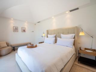 Mediterranean Charm - Stunning Villa in Porto-Vecchio - Porto-Vecchio - 6