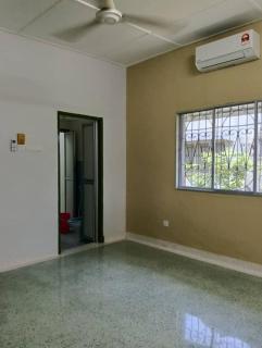 Aplus Homestay - Kluang - 2
