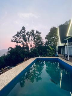 Oxygen Rainforest Resort - 9