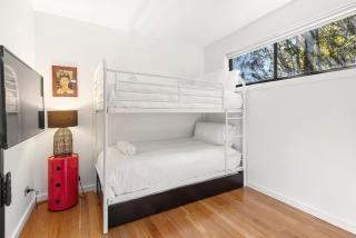 Lakeviews - Pet Friendly with Fireplace - Culburra Beach - 2