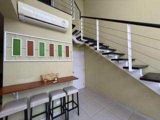 Duplex Seaview Comfort Stay in City By IZ - George Town - 7