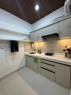 House of Kashi Homestay- Studio and Budget Rooms - 8
