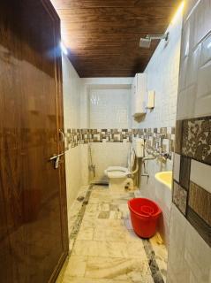House of Kashi Homestay- Studio and Budget Rooms - 6