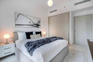 FAM Living - Beachside 1BR Haven in Beach Isle Tower 2 - 8