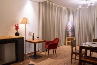 Maple house Hillside 3-BHK Without Pvt Pool & Open Pizzeria - 1