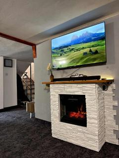 BraziHouse - pine escape with jacuzzi - Petroşani - 0