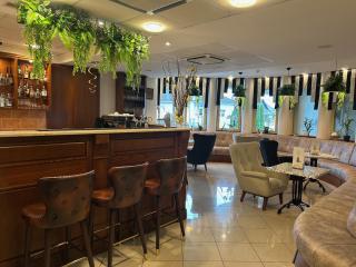 Calimbra Wellness Hotel Superior - Miskolctapolca - 1