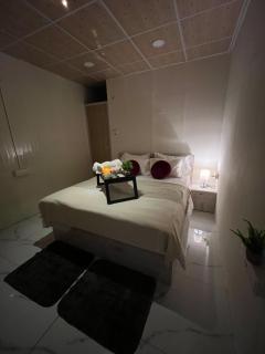 Sizzle Bay Resort - Pune - 1