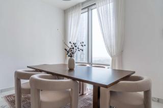 Luxury 2BR with Canal & Pool View Nr Downtown - 4