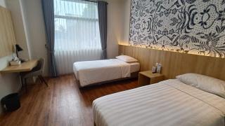 Adia Suites Hotel - Kampungutan Dua - 5
