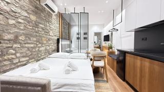 Elisavet's Room - 9
