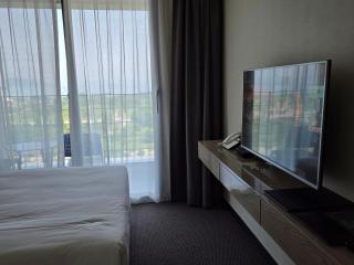 Riviera Hotel Yeongjong - 8
