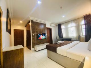 PRESKEN WHITE HOUSE - Lagos - 1