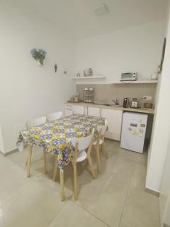 Rosy's Guest House - 8