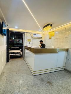 Hotel 7 Star Rohini Sector 17 - 3