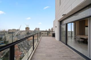 Luxury Penthouse with Fabulous Views By Isrentals - Jerusalem - 5