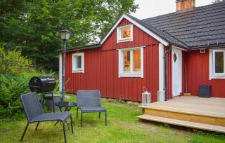 3 Bedroom Amazing Home In Hallaröd - Hallaröd - 3
