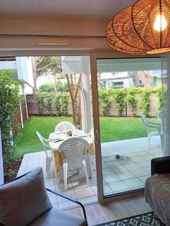Superb apartment with terrace near beach - 5