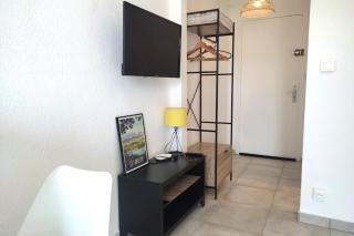 Bright studio 8 minutes walk from the beach - 6