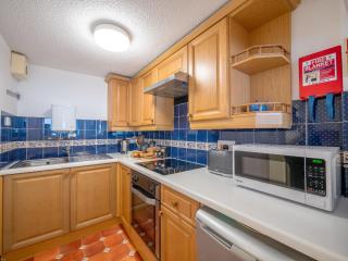 Dartmouth Apt With River Views & Parking Permit - Dartmouth - 8