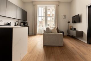 Moment Blythswood St - 8