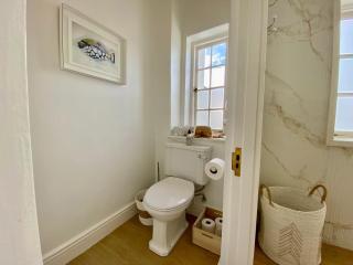 Modern Coastal Townhouse at The Majestic - Kalk Bay - 4