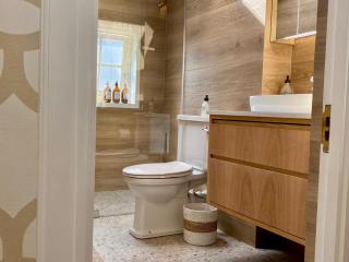 Modern Coastal Townhouse at The Majestic - Kalk Bay - 3