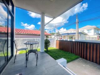 Brand New Private Villa - Sleeps 8 - Walk to Lake - Pet Friendly -  - 4