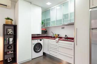 Balcón, WiFi y aire acondicionado en Plaza Cataluña - 0