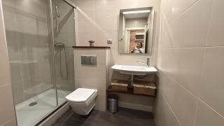 Balcón, WiFi y aire acondicionado en Plaza Cataluña - 8