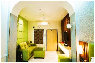 Hotel Amba-Sadar Palace In Varanasi Fully AC Room - 7