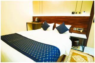 Hotel Amba-Sadar Palace In Varanasi Fully AC Room - 6