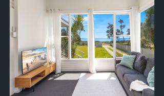 Peaceful Lakeviews, Beach Walks - Killarney - 1