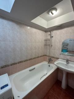 3-х комнатная квартира 10 мкр - 2