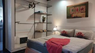 Moderne Ferienwohnung mit privatem Balkon sowie Meer- und Gebirgsblick - 6